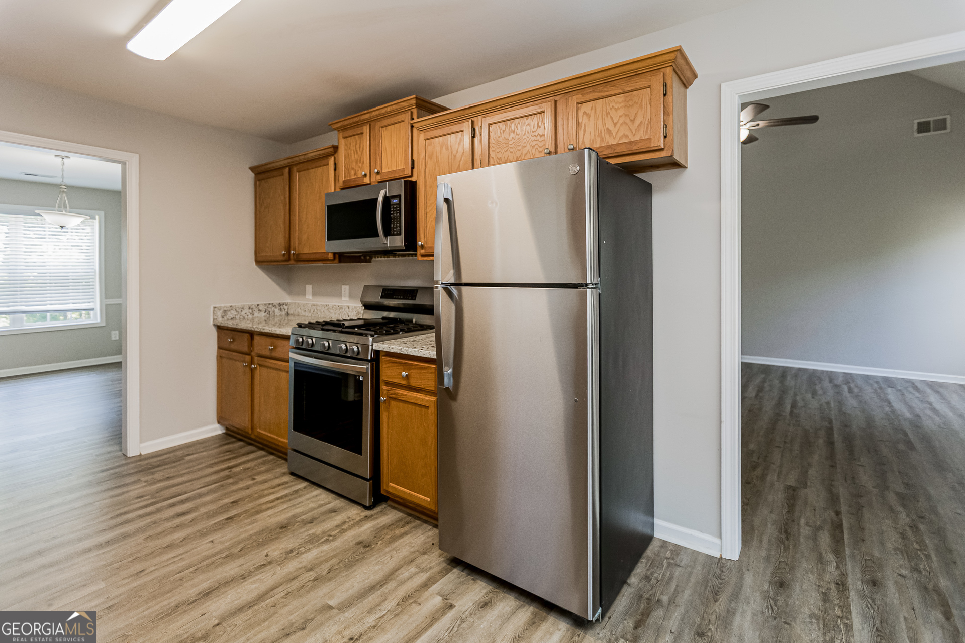 302 Victory Commons Overlook Acworth, GA 30102 - Photo 6 of 22