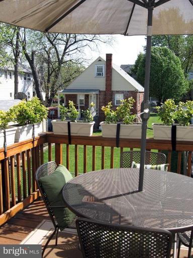 32 West Glebe Road Alexandria, VA 22305 - Photo 12 of 22 Deck