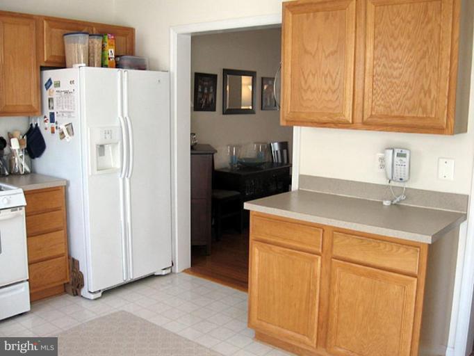32 West Glebe Road Alexandria, VA 22305 - Photo 6 of 22 Kitchen #2