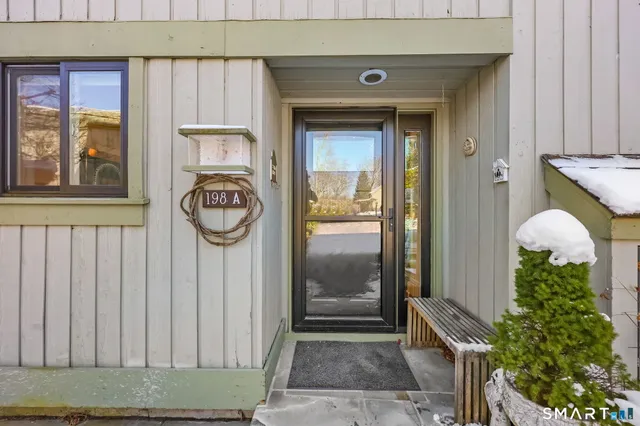 $299,900 | 198 Heritage Village, Unit A, Southbury, CT 06488