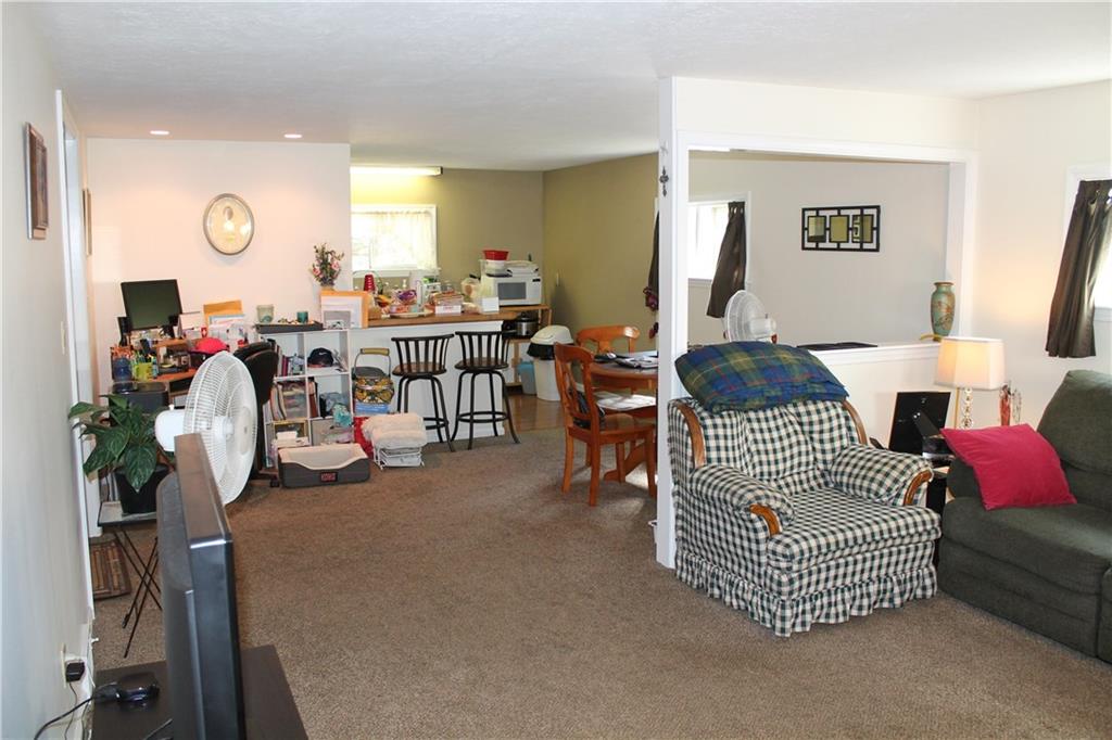 330 1/2 Eicher Road Pittsburgh, PA 15237 - Photo 6 of 25 Gallery Image 6