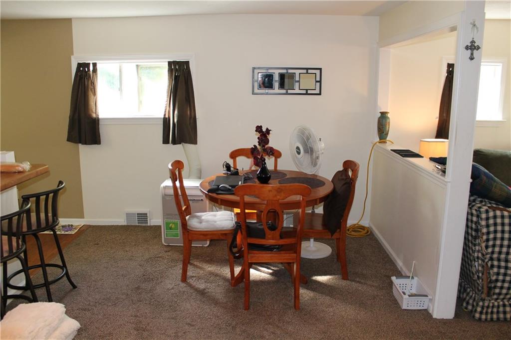 330 1/2 Eicher Road Pittsburgh, PA 15237 - Photo 7 of 25 Gallery Image 7
