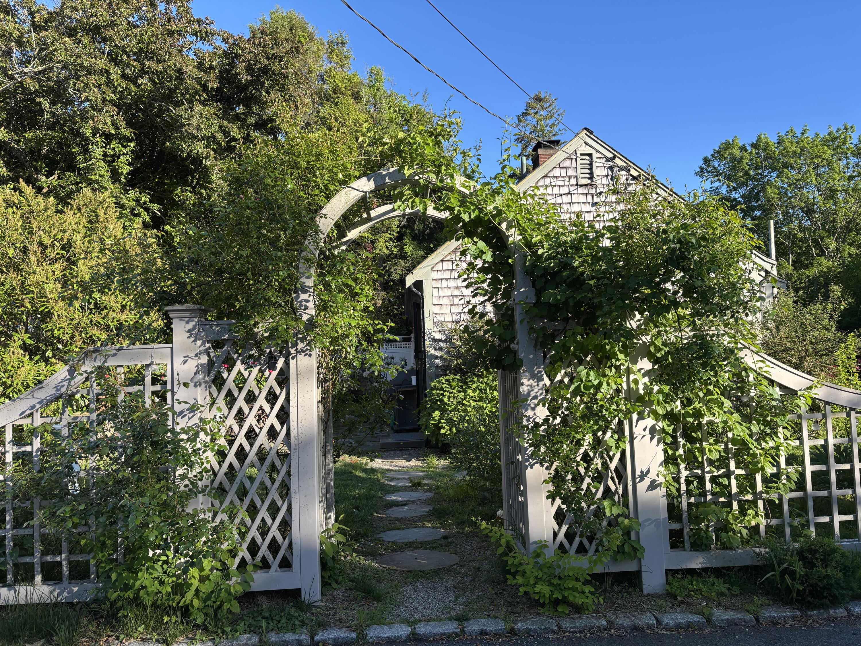 129 Hamlin Avenue Falmouth, MA 02540 - Photo 2 of 37 IMG_2176