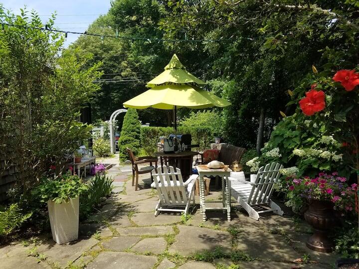 129 Hamlin Avenue Falmouth, MA 02540 - Photo 25 of 37 IMG_0431