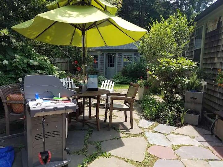 129 Hamlin Avenue Falmouth, MA 02540 - Photo 26 of 37 IMG_0434