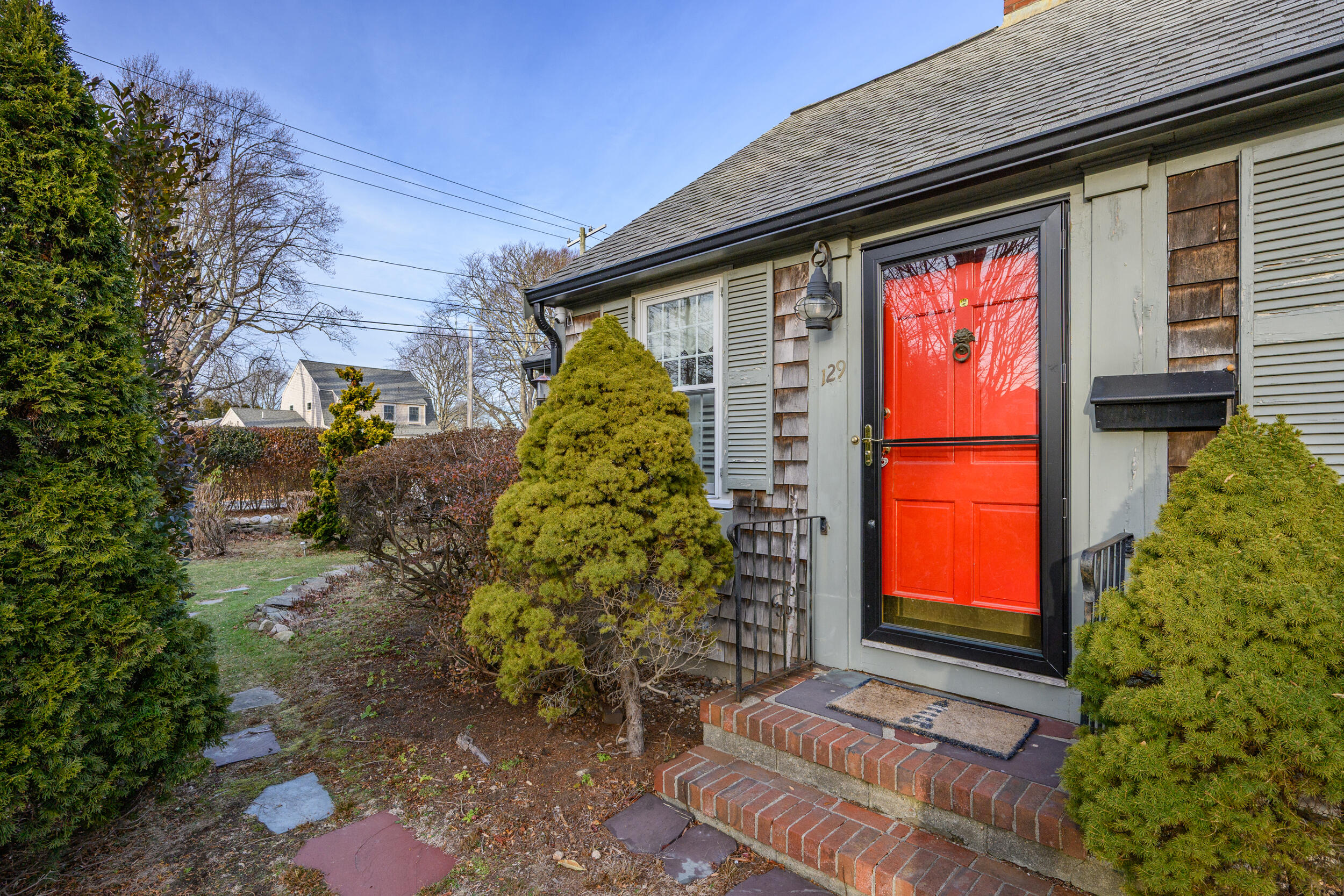 129 Hamlin Avenue Falmouth, MA 02540 - Photo 4 of 37 28_dsc_4869