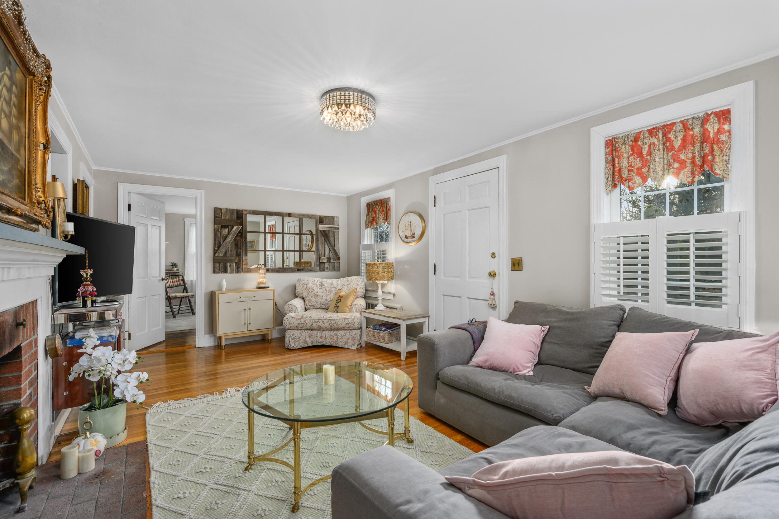 129 Hamlin Avenue Falmouth, MA 02540 - Photo 6 of 37 5_dsc_4877