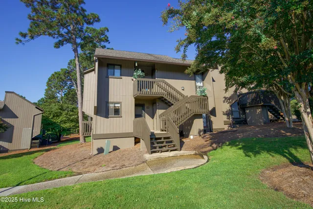 $2,100 | 800 St Andrews Drive, Unit 172, Pinehurst, NC 28374