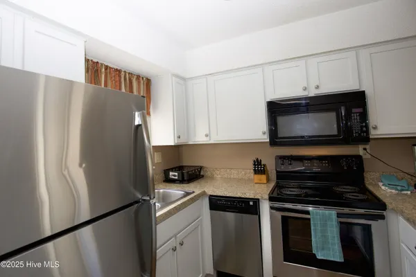 $2,100 | 800 St Andrews Drive, Unit 172, Pinehurst, NC 28374