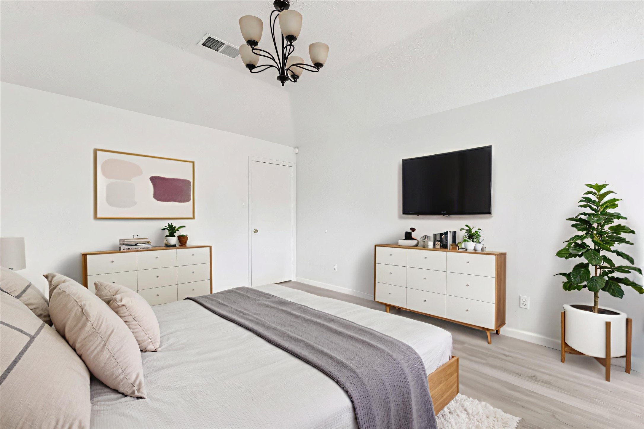 8315 Old Maple Lane Humble, TX 77338 - Photo 12 of 19 (This photo is virtually staged.)