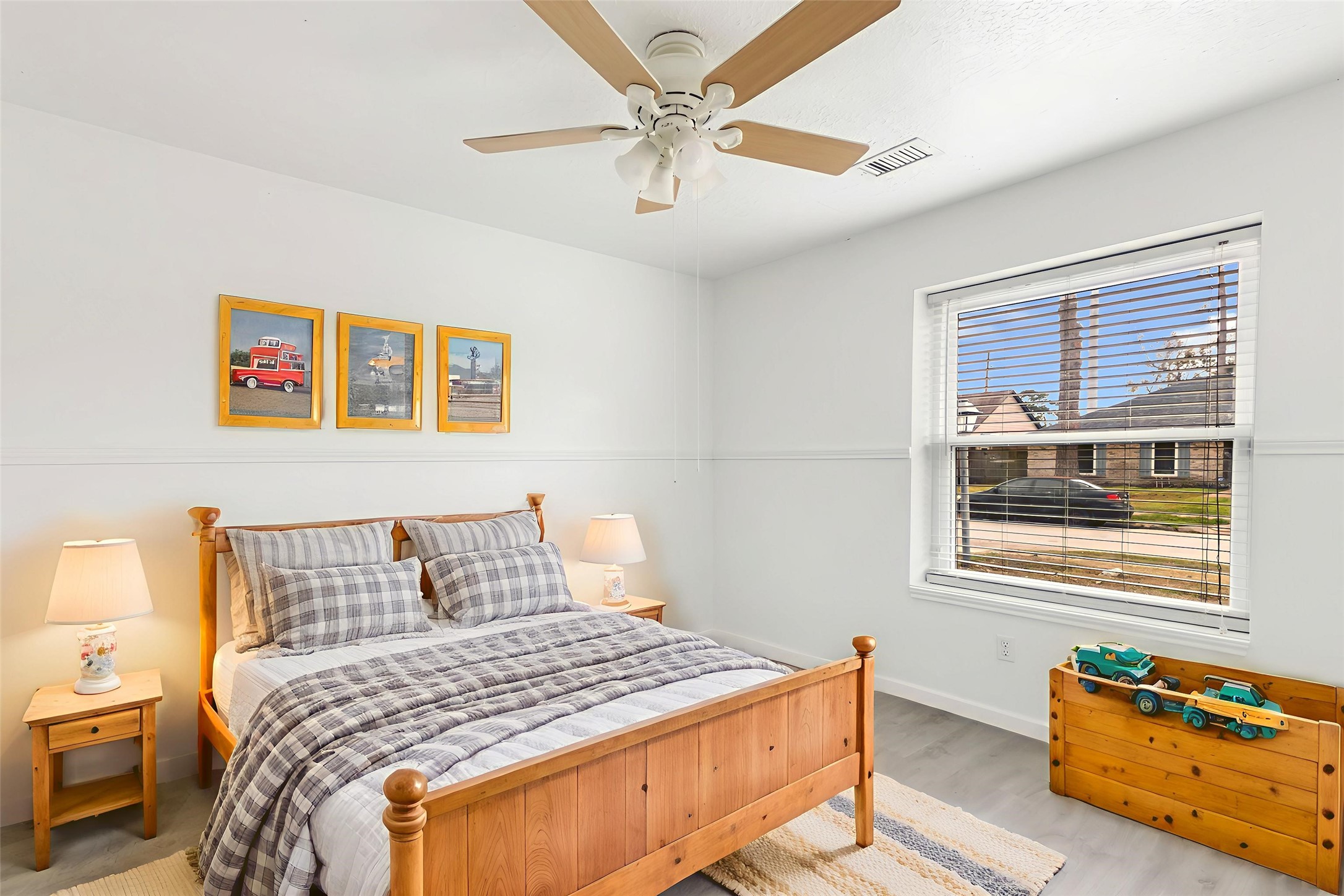 8315 Old Maple Lane Humble, TX 77338 - Photo 15 of 19 1 of 2 secondary bedrooms. (This photo is virtually staged.)