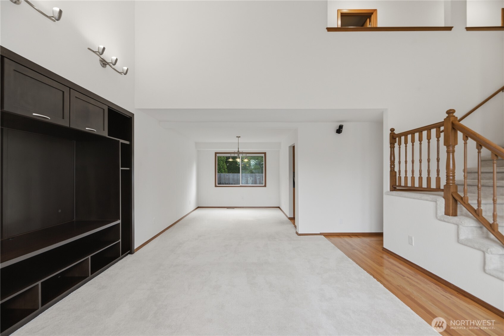 19022 102nd Avenue Southeast Renton, WA 98055 - Photo 4 of 36