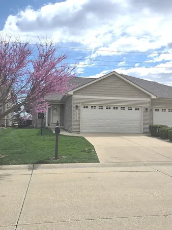 $274,900 | 2216 Pebblebrook, Unit 2216, Urbana, IL 61802