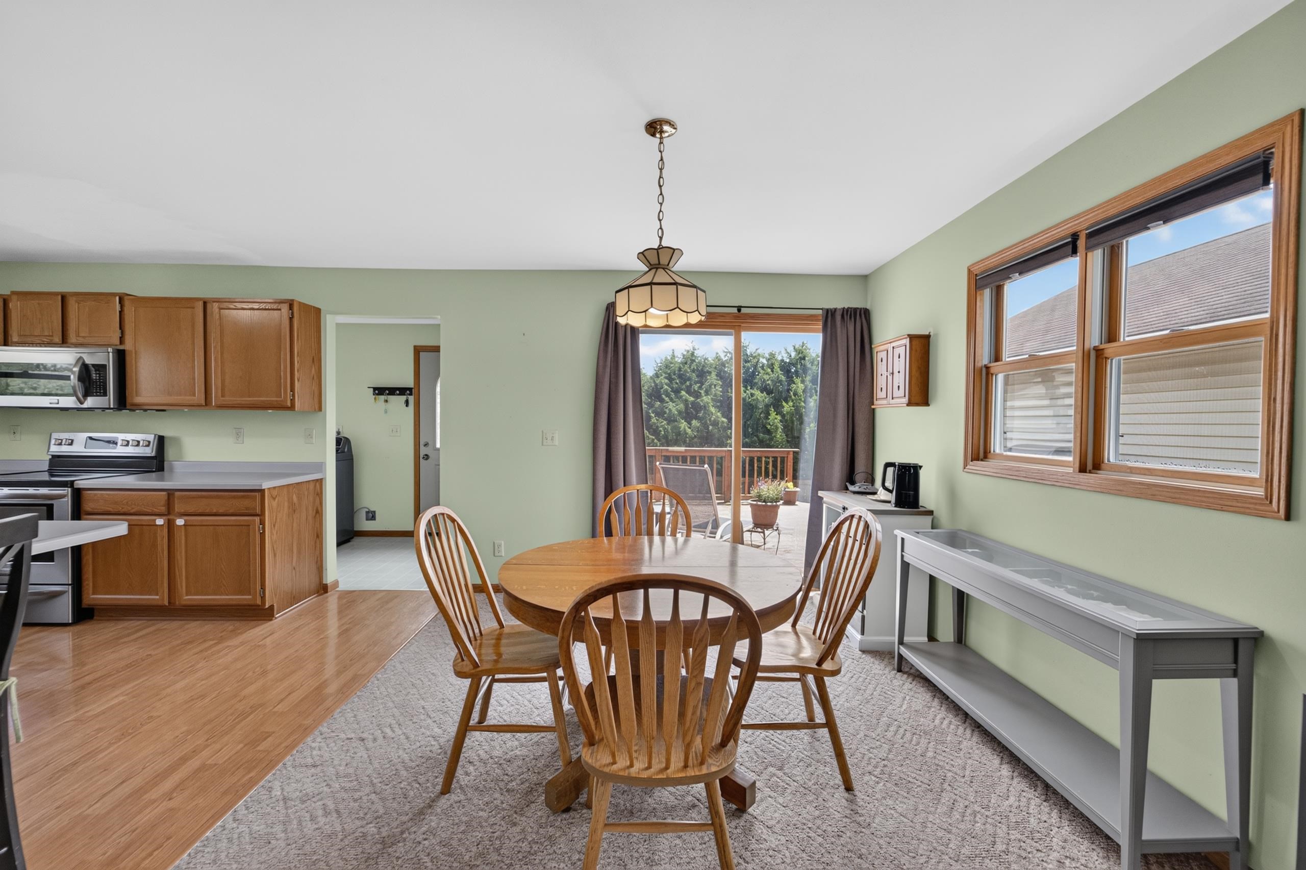 619 Windlach Street New Glarus, WI 53574 - Photo 7 of 37