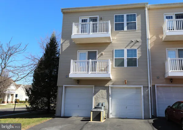 $309,000 | 201 Harbour Boulevard, Cinnaminson, NJ 08077