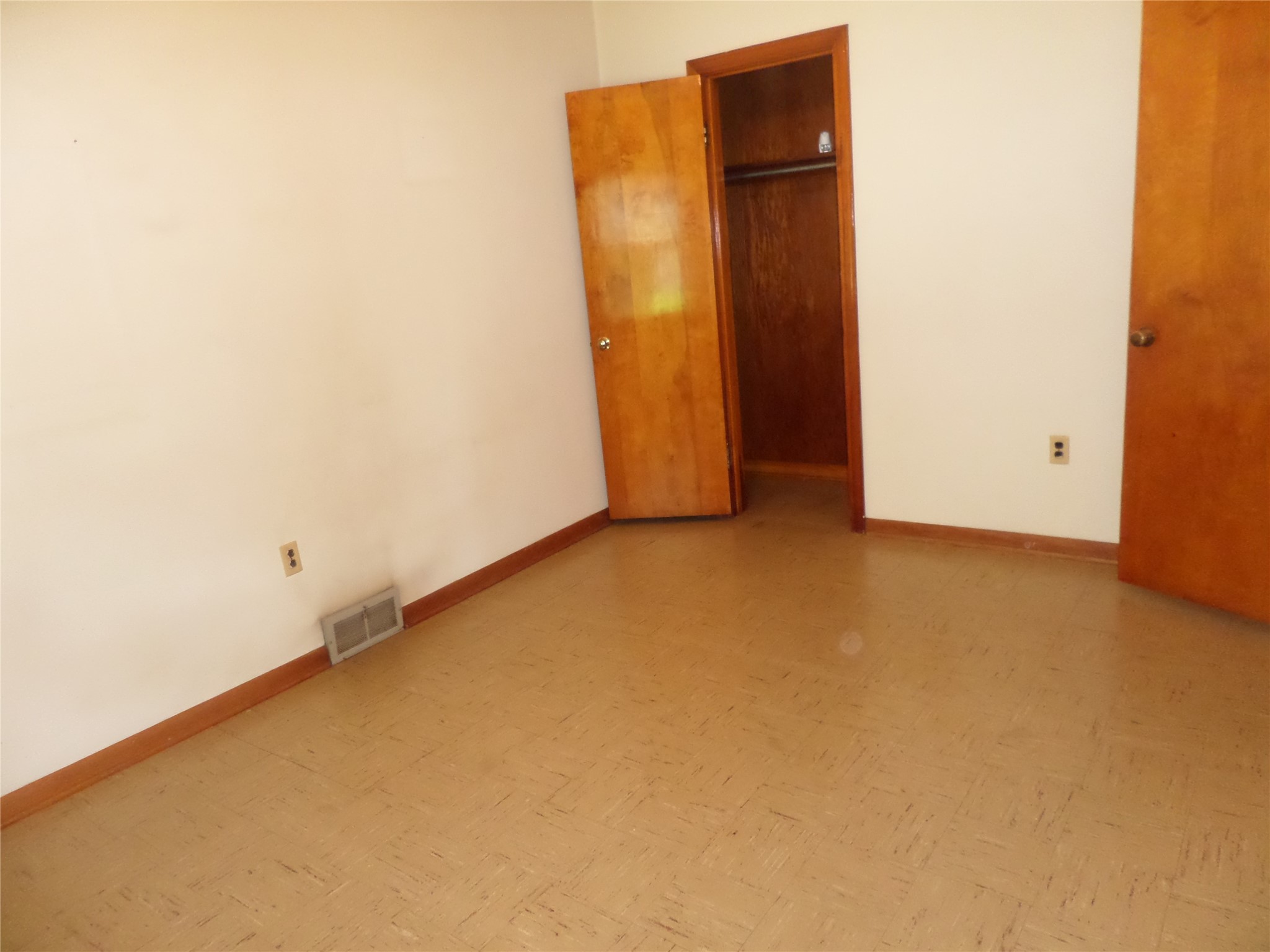 8920 Lake Pleasant Road Erie, PA 16509 - Photo 16 of 19 THIRD BEDROOM WITH A GOOD SIZE CLOSET.
