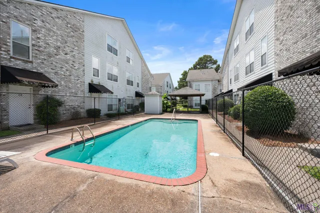 $155,000 | 5149 Nicholson Drive, Unit B78, Baton Rouge, LA 70820