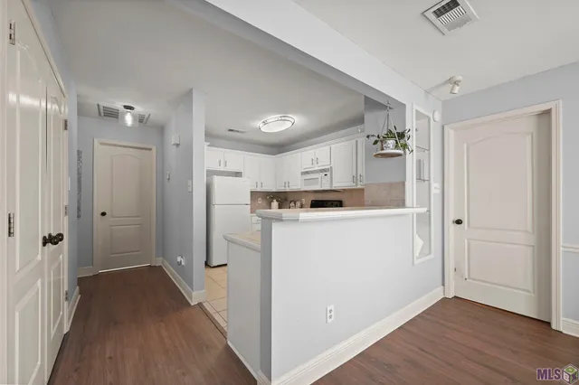 $155,000 | 5149 Nicholson Drive, Unit B78, Baton Rouge, LA 70820