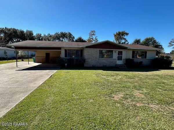 $109,500 | 604 East Lincoln Road, Ville Platte, LA 70586