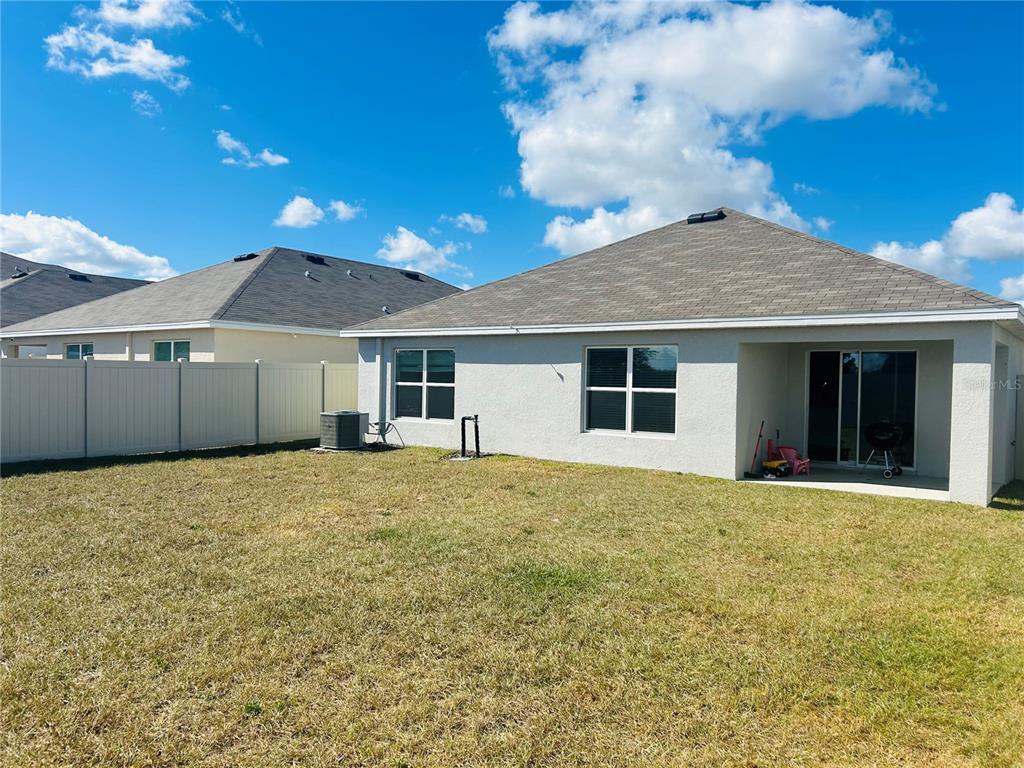 5585 Southwest 43rd Court Ocala, FL 34474 - Photo 4 of 17