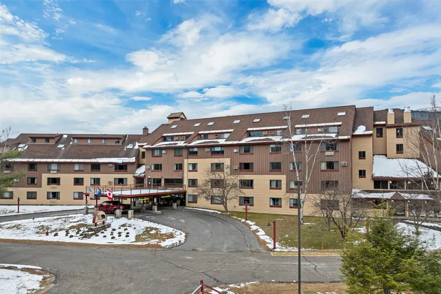 $172,500 | 23 Black Bear Way, Unit 410, Waterville Valley, NH 03215