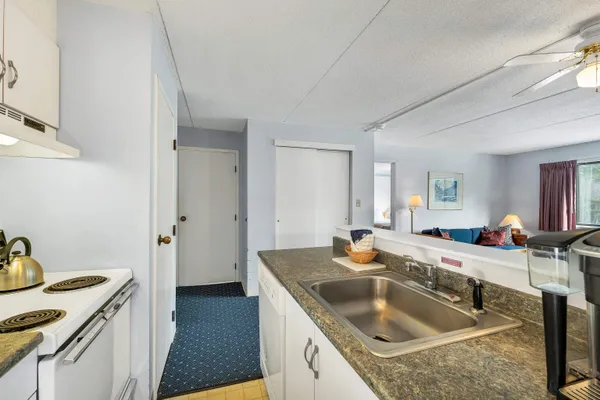 $172,500 | 23 Black Bear Way, Unit 410, Waterville Valley, NH 03215