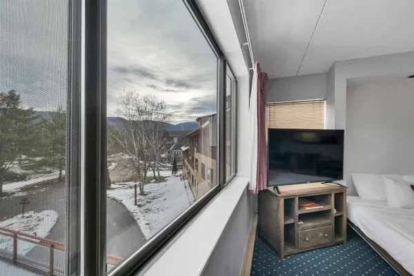 $172,500 | 23 Black Bear Way, Unit 410, Waterville Valley, NH 03215