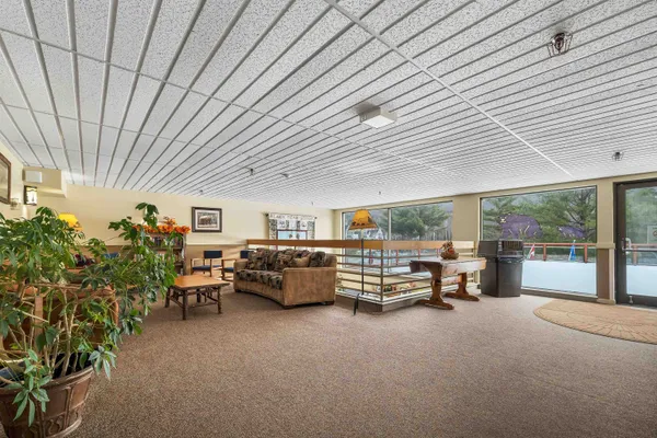 $172,500 | 23 Black Bear Way, Unit 410, Waterville Valley, NH 03215