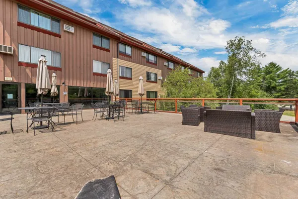 $172,500 | 23 Black Bear Way, Unit 410, Waterville Valley, NH 03215