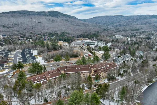 $172,500 | 23 Black Bear Way, Unit 410, Waterville Valley, NH 03215