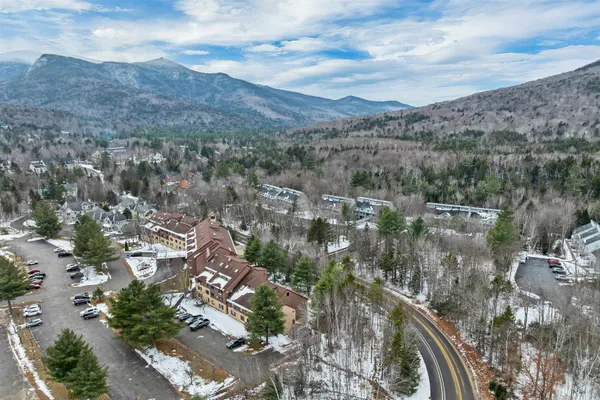$172,500 | 23 Black Bear Way, Unit 410, Waterville Valley, NH 03215