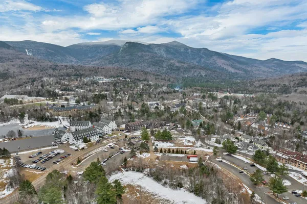 $172,500 | 23 Black Bear Way, Unit 410, Waterville Valley, NH 03215