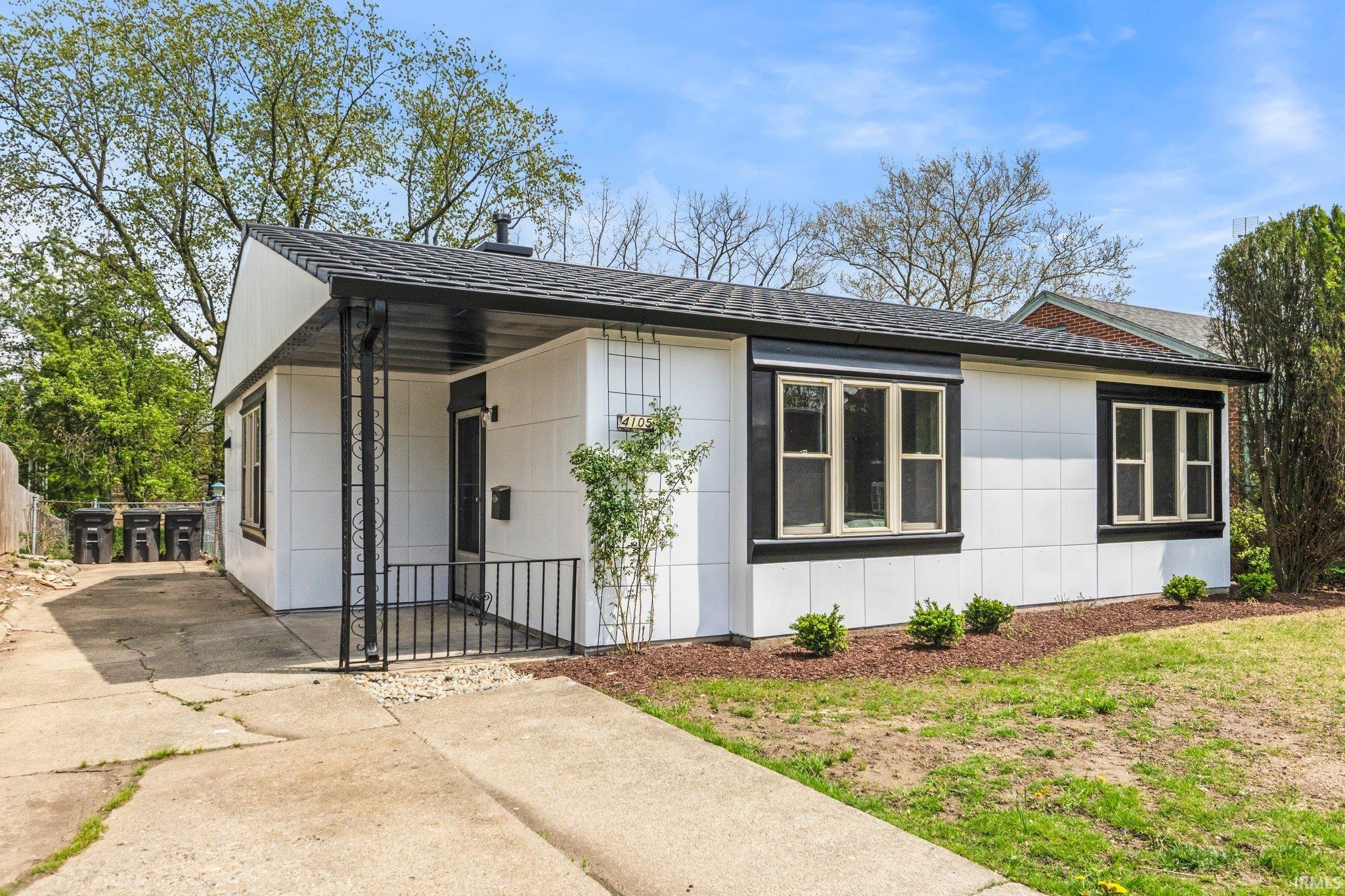 4105 Webster Street Fort Wayne, IN 46807 - Photo 1 of 36 Gallery Image 1