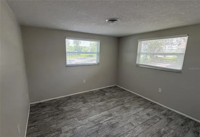 $1,475 | 302 Colonia Lane East, Nokomis, FL 34275