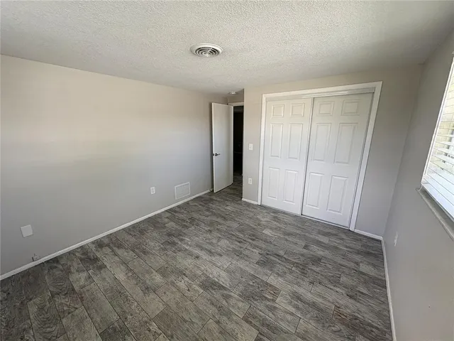 $1,475 | 302 Colonia Lane East, Nokomis, FL 34275