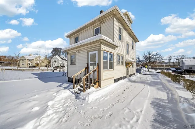 $115,000 | 238 Midland Avenue, Syracuse, NY 13204