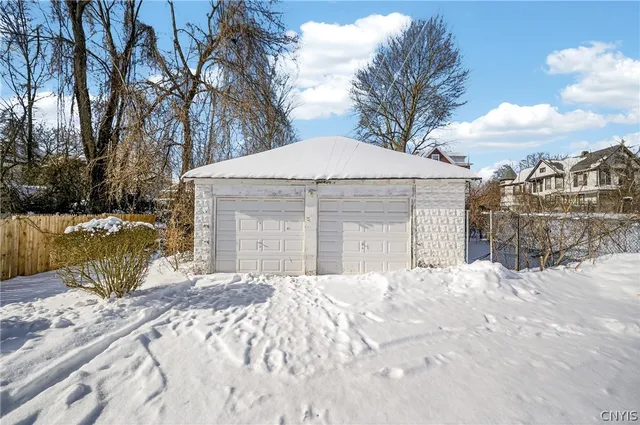 $115,000 | 238 Midland Avenue, Syracuse, NY 13204