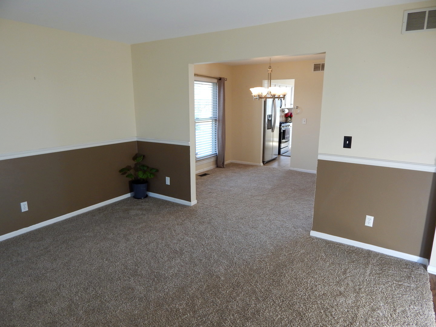 640 Pearces Ford Road Oswego, IL 60543 - Photo 13 of 58 Gallery Image 13