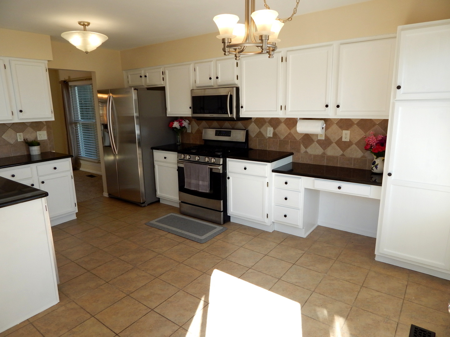 640 Pearces Ford Road Oswego, IL 60543 - Photo 8 of 58 Gallery Image 8
