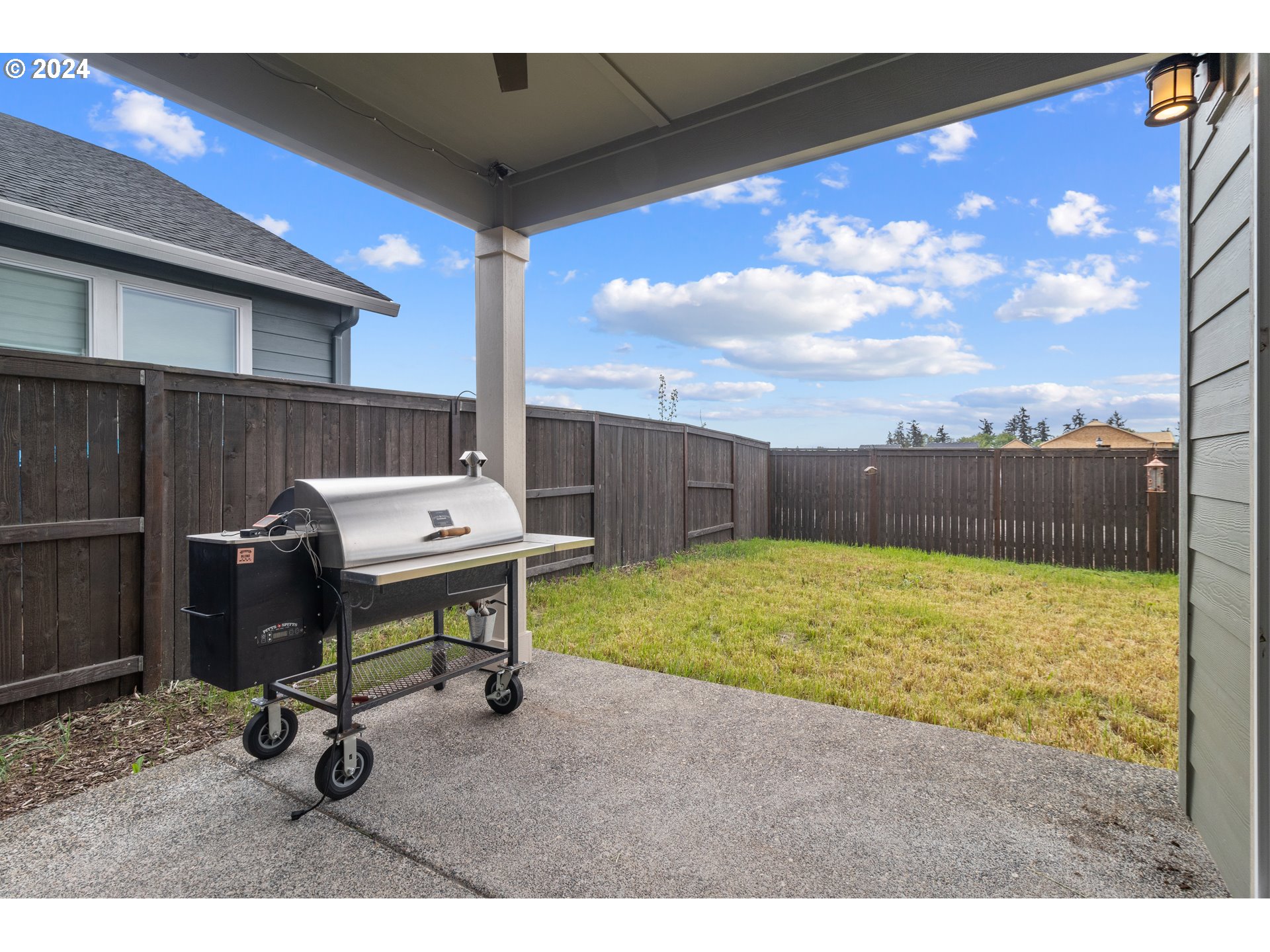 8731 North 1st Street Ridgefield, WA 98642 - Photo 36 of 43 Covered Patio