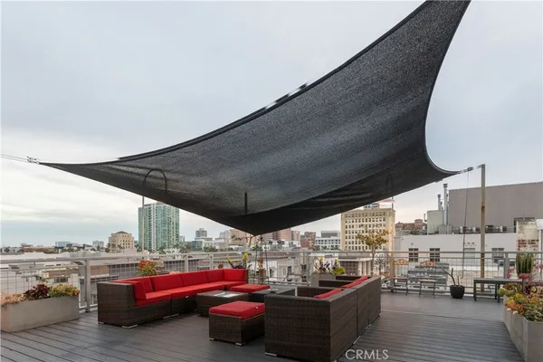 $599,000 | 100 West 5th Street, Unit 6C, Long Beach, CA 90802