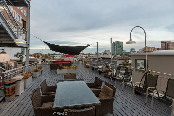 $599,000 | 100 West 5th Street, Unit 6C, Long Beach, CA 90802