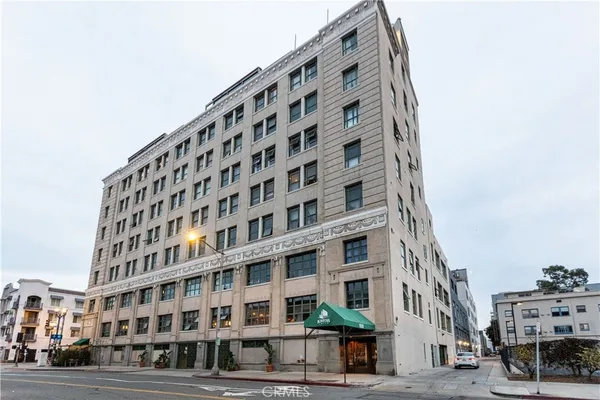 $599,000 | 100 West 5th Street, Unit 6C, Long Beach, CA 90802