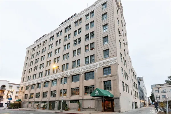 $599,000 | 100 West 5th Street, Unit 6C, Long Beach, CA 90802