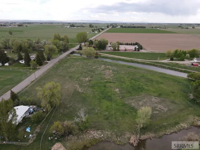 $287,900 | 589 North 3600 Street, Menan, ID 83434