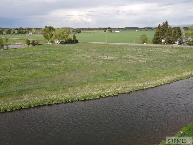 $287,900 | 589 North 3600 Street, Menan, ID 83434