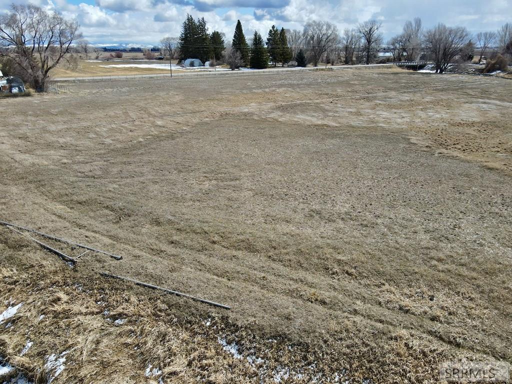 589 North 3600 Street Menan, ID 83434 - Photo 28 of 34