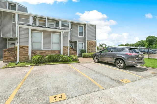 $139,900 | 54 Avant Garde Circle, Unit 54, Kenner, LA 70065