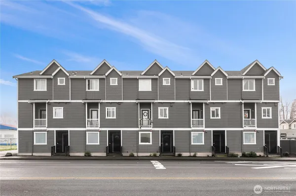 $1,675 | 7201 East G Street, Unit A, Tacoma, WA 98404