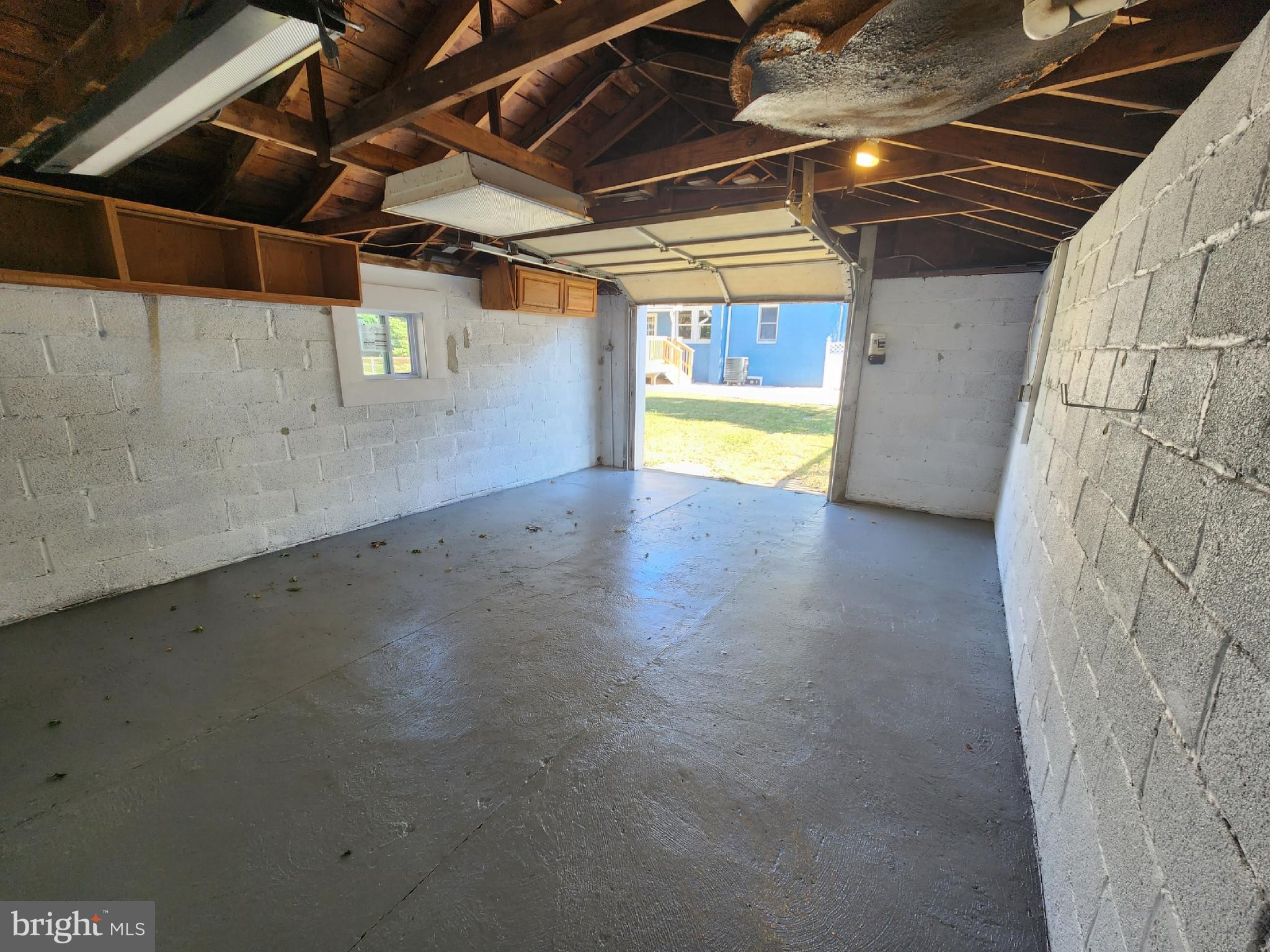 184 Chelsea Road Pasadena, MD 21122 - Photo 39 of 55 detached garage